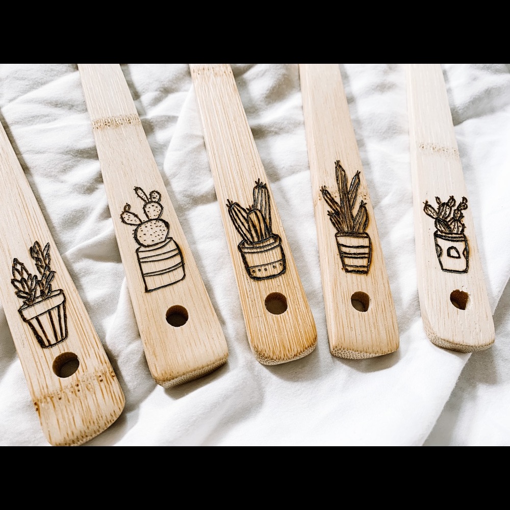 Kitchen Utensils - Picture 2 of 2